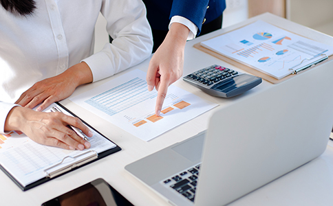 財務(wù)公司記賬收費標(biāo)準(zhǔn)是多少？